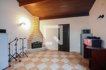 Casa à venda com 369m², 3 quartos e 7 vagas Casa à venda com 369m², 3 quartos e 7 vagasSótão