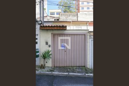 Casa à venda com 90m², 2 quartos e 1 vaga Casa à venda com 90m², 2 quartos e 1 vagaFachada