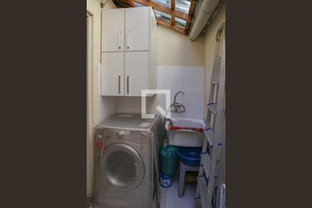 Casa à venda com 90m², 2 quartos e 1 vaga Casa à venda com 90m², 2 quartos e 1 vagaÁrea de Serviço