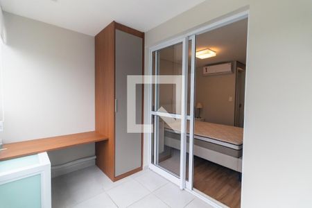 Varanda de kitnet/studio para alugar com 1 quarto, 25m² em Jardim Paulistano, São Paulo