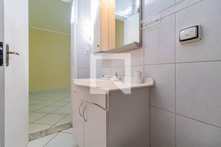 Casa à venda com 139m², 4 quartos e 2 vagasSuite 01 - Banheiro