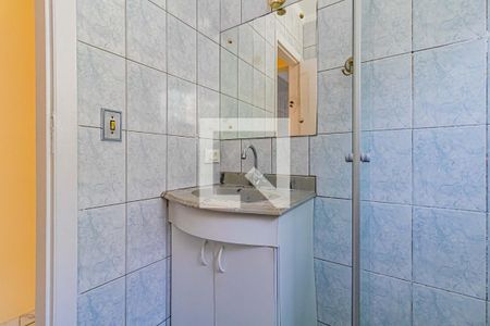 Banheiro social de casa à venda com 4 quartos, 139m² em Conjunto Residencial Butantã, São Paulo