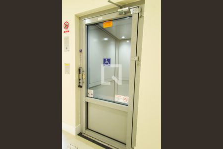 Apartamento para alugar com 41m², 2 quartos e sem vaga Apartamento para alugar com 41m², 2 quartos e sem vagaElevador Cadeirante