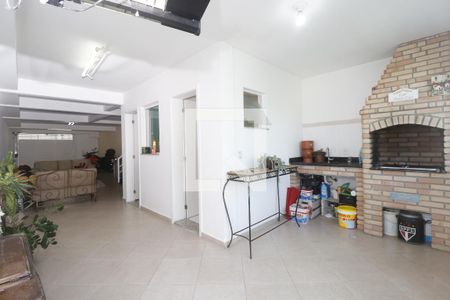 Casa à venda com 271m², 3 quartos e 5 vagasChurrasqueira