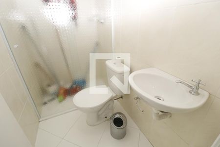 Casa à venda com 271m², 3 quartos e 5 vagasBanheiro de Serviço