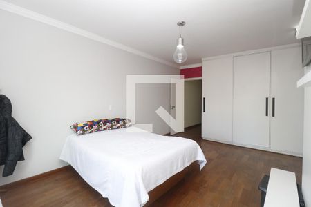 Casa à venda com 271m², 3 quartos e 5 vagasQuarto 1 - Suíte