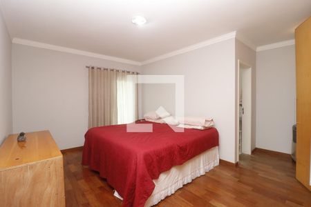 Casa à venda com 271m², 3 quartos e 5 vagasQuarto 3 - Suíte