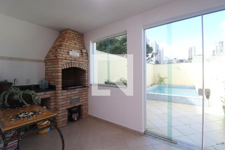 Casa à venda com 271m², 3 quartos e 5 vagasChurrasqueira