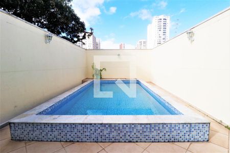 Casa à venda com 271m², 3 quartos e 5 vagasPiscina