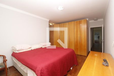 Casa à venda com 271m², 3 quartos e 5 vagasQuarto 3 - Suíte