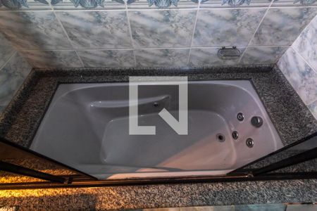 Apartamento à venda com 124m², 3 quartos e 3 vagasBanheiro da Suíte 1