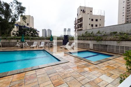 Apartamento à venda com 124m², 3 quartos e 3 vagasPiscina