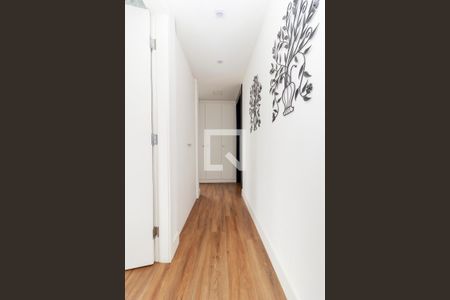 Apartamento para alugar com 116m², 2 quartos e 3 vagas Apartamento para alugar com 116m², 2 quartos e 3 vagasCorredor