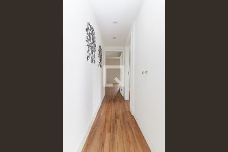 Apartamento para alugar com 116m², 2 quartos e 3 vagas Apartamento para alugar com 116m², 2 quartos e 3 vagasCorredor