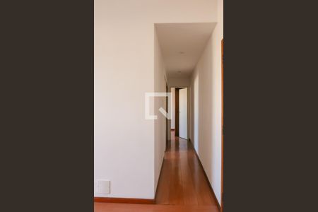 Corredor de apartamento para alugar com 2 quartos, 67m² em Engenho de Dentro, Rio de Janeiro