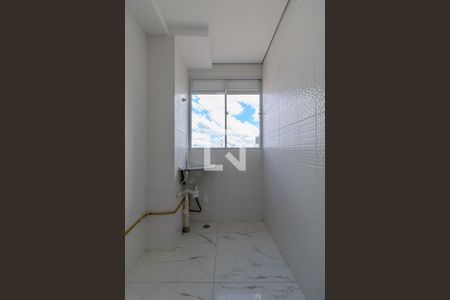 Área de serviço de apartamento para alugar com 2 quartos, 44m² em Jardim Maria Duarte, São Paulo