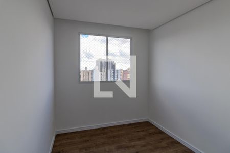 Quarto 1 de apartamento para alugar com 2 quartos, 44m² em Jardim Maria Duarte, São Paulo