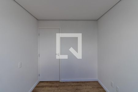Quarto 1 de apartamento para alugar com 2 quartos, 44m² em Jardim Maria Duarte, São Paulo