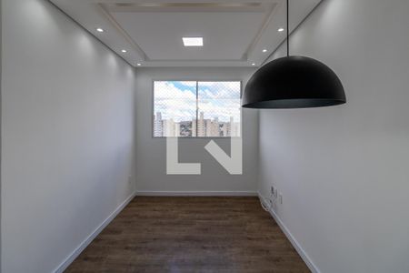Sala de apartamento para alugar com 2 quartos, 44m² em Jardim Maria Duarte, São Paulo