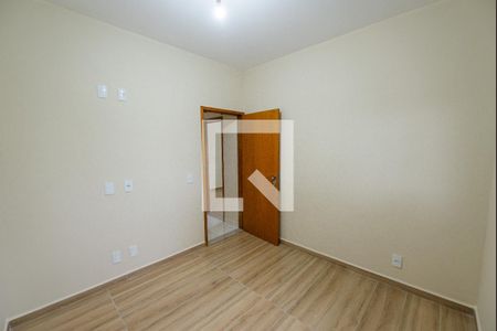 Quarto de casa para alugar com 2 quartos, 82m² em Vila Nossa Senhora das Graças, Taubaté