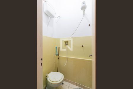 Casa à venda com 134m², 2 quartos e 1 vaga Casa à venda com 134m², 2 quartos e 1 vagaSubsolo - Banheiro de Serviço