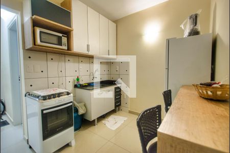 Sala/Cozinha de apartamento à venda com 1 quarto, 25m² em Liberdade, São Paulo