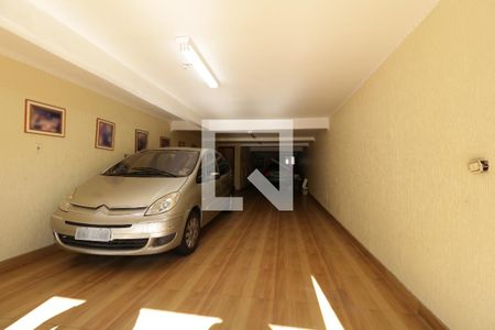 Casa à venda com 300m², 3 quartos e 8 vagasGaragem