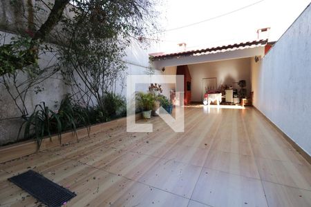 Casa à venda com 300m², 3 quartos e 8 vagasQuintal