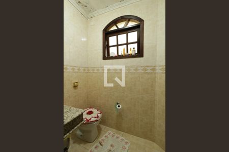 Casa à venda com 300m², 3 quartos e 8 vagasLavabo