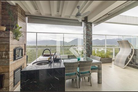 Apartamento à venda com 150m², 3 quartos e 2 vagas Apartamento à venda com 150m², 3 quartos e 2 vagasÁrea gourmet