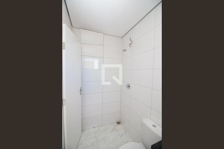 Banheiro da Suíte de casa à venda com 3 quartos, 130m² em Jardim Central, Betim
