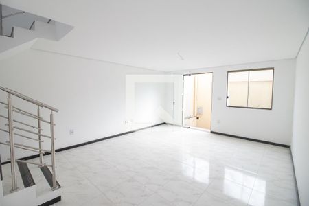 Sala de casa à venda com 3 quartos, 130m² em Jardim Central, Betim