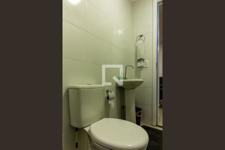 Apartamento para alugar com 73m², 2 quartos e sem vaga Apartamento para alugar com 73m², 2 quartos e sem vagaBanheiro Social