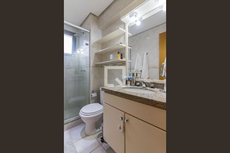 Apartamento para alugar com 92m², 2 quartos e 2 vagas Apartamento para alugar com 92m², 2 quartos e 2 vagasBanheiro da Suite
