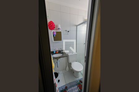 Banheiro de apartamento à venda com 2 quartos, 67m² em Vila Clarice, Santo André