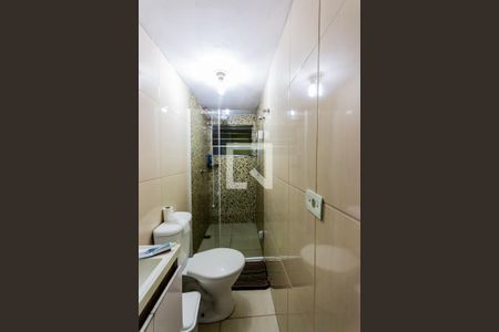 Casa à venda com 230m², 3 quartos e 2 vagasBanheiro