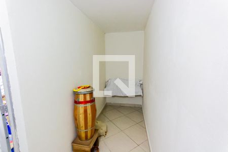 Casa à venda com 230m², 3 quartos e 2 vagasÁrea de Serviço