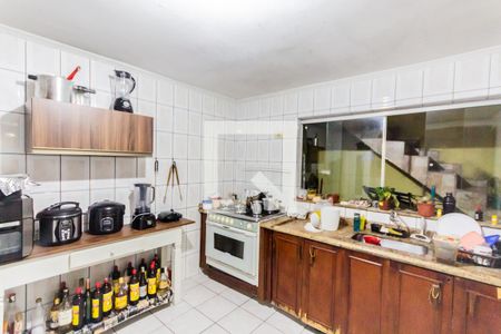 Casa à venda com 230m², 3 quartos e 2 vagasCozinha