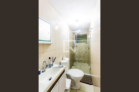 Casa à venda com 230m², 3 quartos e 2 vagasBanheiro