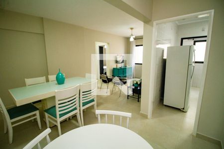 Sala de apartamento para alugar com 2 quartos, 79m² em Flórida, Praia Grande