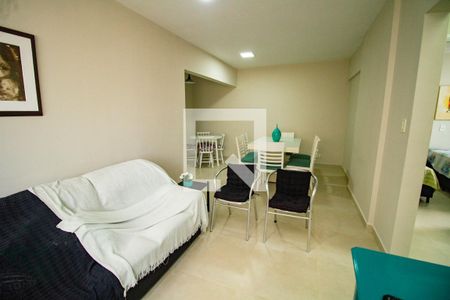 Sala de apartamento para alugar com 2 quartos, 79m² em Flórida, Praia Grande