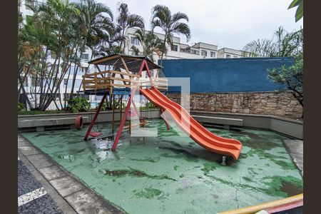 Apartamento à venda com 69m², 2 quartos e 1 vagaÁrea comum - Playground