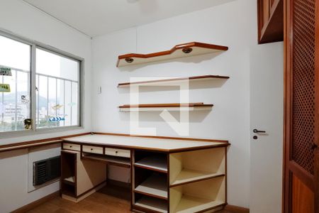 Apartamento à venda com 69m², 2 quartos e 1 vagaQuarto