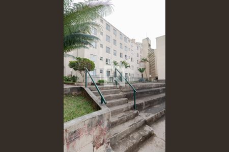 Apartamento para alugar com 55m², 2 quartos e sem vagaFachada