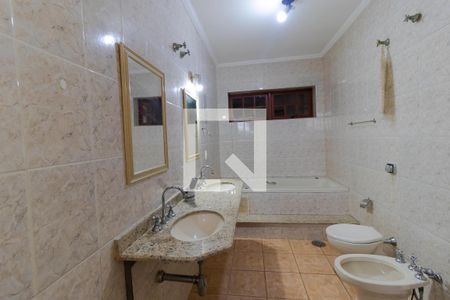 Casa para alugar com 200m², 3 quartos e 1 vagaBanheiro da Suíte