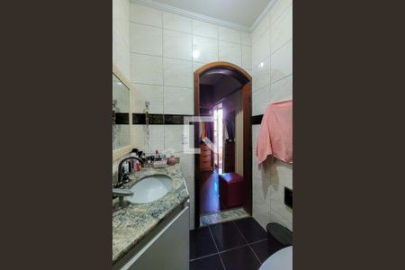 Casa para alugar com 300m², 3 quartos e 5 vagas Casa para alugar com 300m², 3 quartos e 5 vagasBanheiro da Suíte