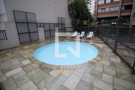 Apartamento para alugar com 109m², 3 quartos e 1 vagaÁrea comum - Piscina