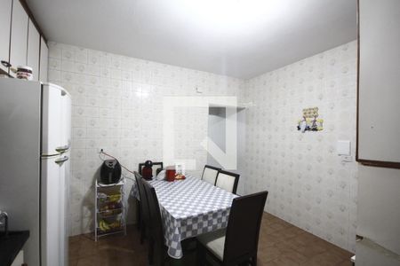 Casa à venda com 180m², 4 quartos e 2 vagasCozinha