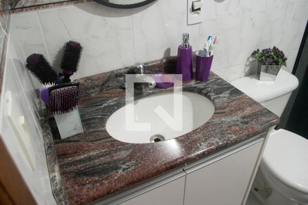 Casa à venda com 180m², 3 quartos e 3 vagasBanheiro