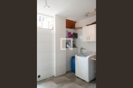 Casa à venda com 180m², 3 quartos e 3 vagasÁrea de Serviço